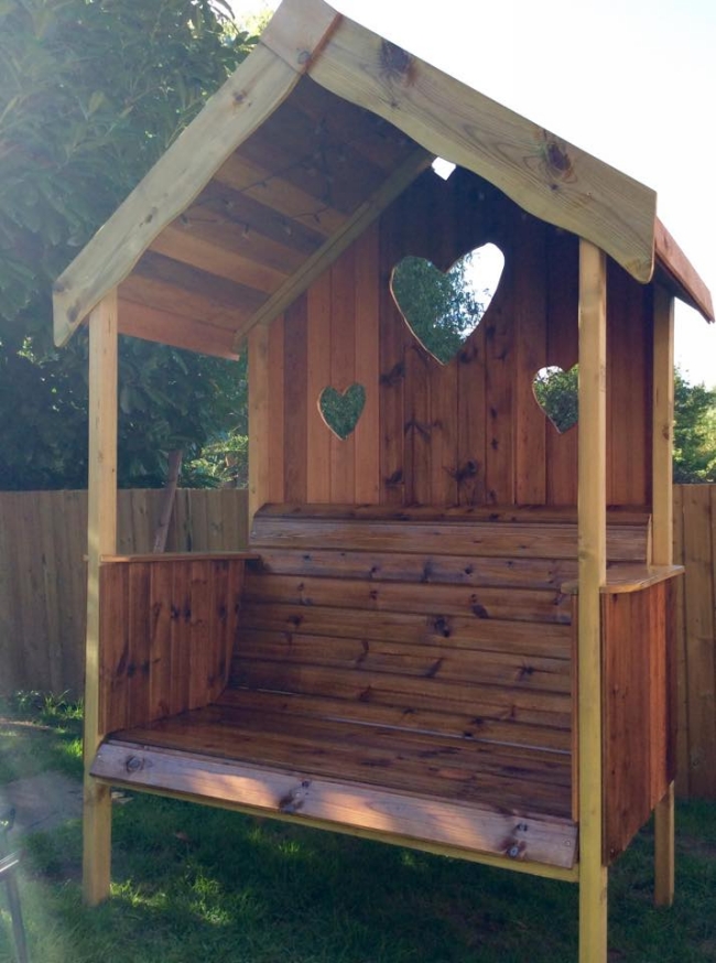 Pallet Wooden Garden Gazebo Bench | Pallet Furniture Projects