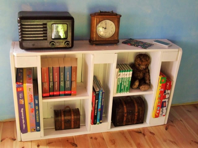 Pallet Wooden Shelves Cum Side Tables