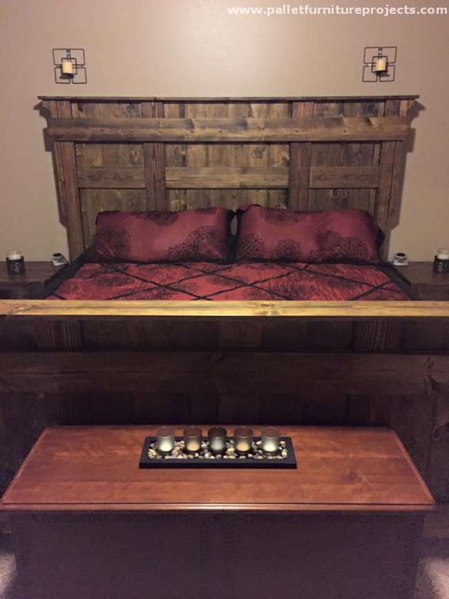 Pallet Bed with Headboard | Pallet Furniture Projects