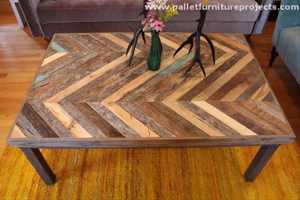 Pallet Chevron Table