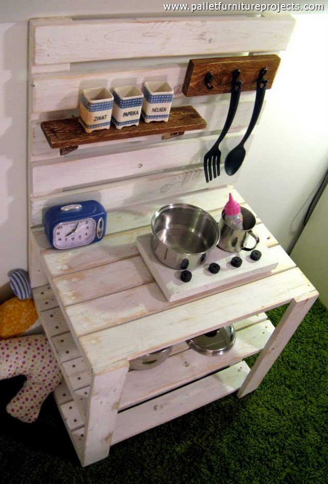 repurposed wooden pallet kids mud kitchen